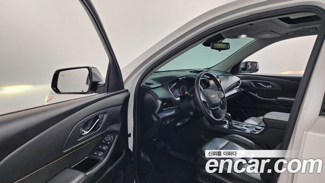 Chevrolet Traverse 3.6 AWD Redline 2020 — фото 10