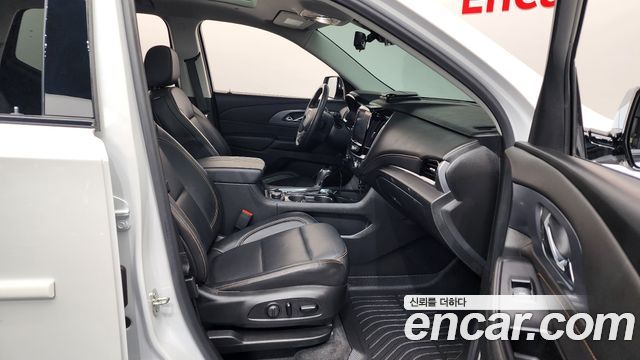 Chevrolet Traverse 3.6 AWD Redline 2020 — фото 11