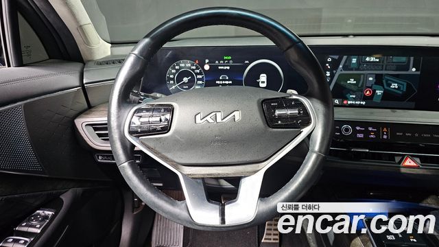 Kia K8 2.5 Gasoline 2WD Signature 2023 — фото 14