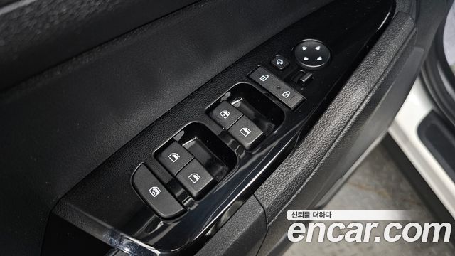 Kia Sportage (V) Gasoline 1.6 Turbo 2WD Trendy 2022 — фото 14