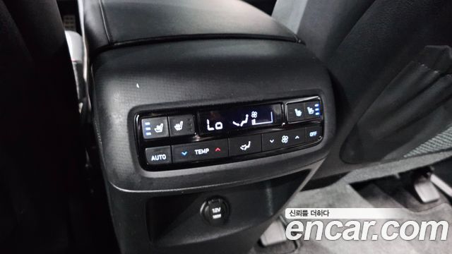 Hyundai Palisade Diesel 2.2 2WD Calligraphy Black Edition 2024 — фото 17