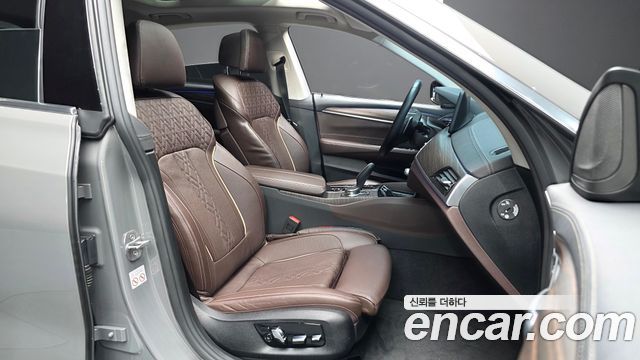 BMW 6 Series GT (G32) 630i xDrive Luxury 2022 — фото 11
