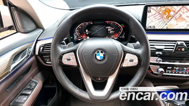 BMW 6 Series GT (G32) 630i xDrive Luxury 2022 — фото 13