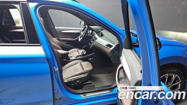 BMW X1 (F48) xDrive 20i M Sport 2022 — фото 15