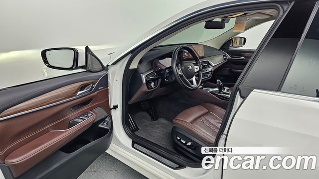 BMW 6 Series GT (G32) 630i xDrive Luxury 2022 — фото 11