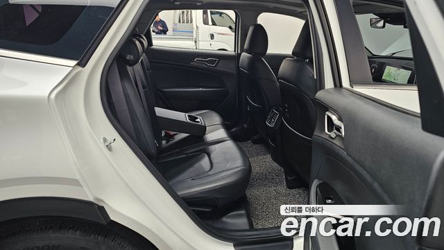 Kia Sportage (V) Diesel 2.0 2WD Prestige 2022 — фото 12