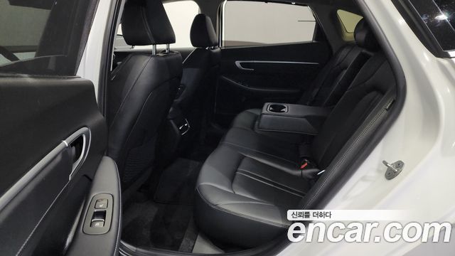 Hyundai Sonata The Edge (DN8) 1.6 Turbo Inspiration 2025 — фото 11