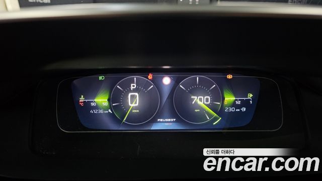 Peugeot 408 1.2 Pure Tech GT 2023 — фото 8