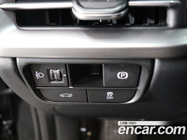 Hyundai Grandeur (GN7) 2,5 Gasoline 2WD Premium 2025 — фото 15