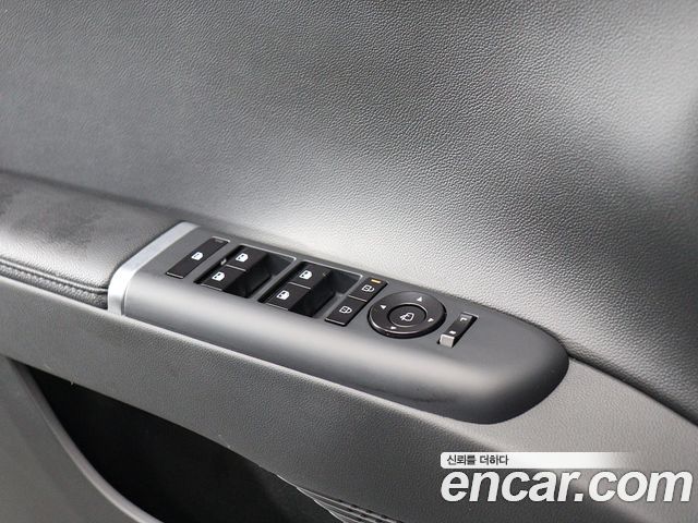 Hyundai Grandeur (GN7) 2,5 Gasoline 2WD Premium 2025 — фото 16