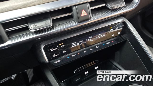 Kia K5 (III) 1.6 Turbo Noblesse 2022 — фото 17