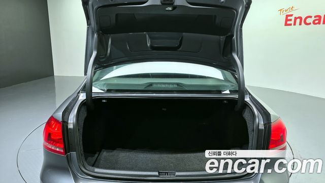 Volkswagen Passat 2.0 TDI B7 2015 — фото 20