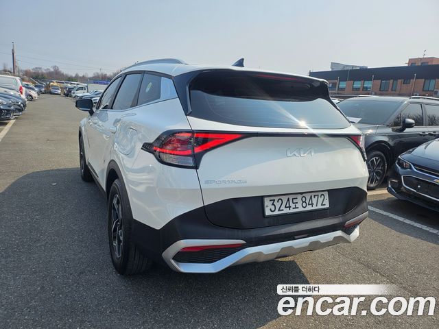 Kia Sportage (V) Diesel 2.0 2WD Prestige 2023 — фото 4