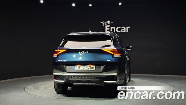 Kia Sportage (V) Gasoline 1.6 Turbo 4WD Signature Gravity 2022 — фото 4
