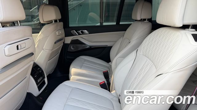 BMW X7 (G07) M60i xDrive M sport 6STR 2024 — фото 10