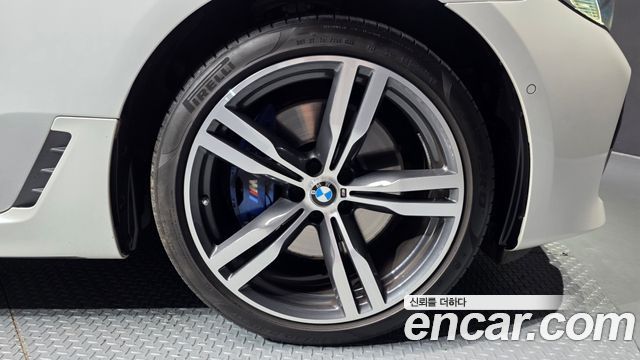 BMW 6 Series GT (G32) 640i xDrive M Sport 2022 — фото 5