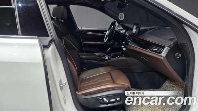 BMW 6 Series GT (G32) 640i xDrive M Sport 2022 — фото 11