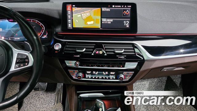 BMW 6 Series GT (G32) 640i xDrive M Sport 2022 — фото 14