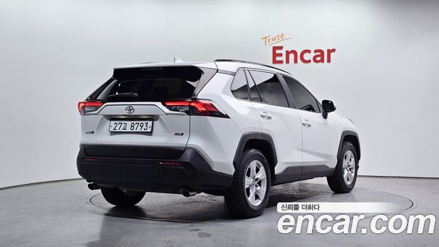 Toyota RAV4 (V) 2.5 2WD 2019 — фото 2