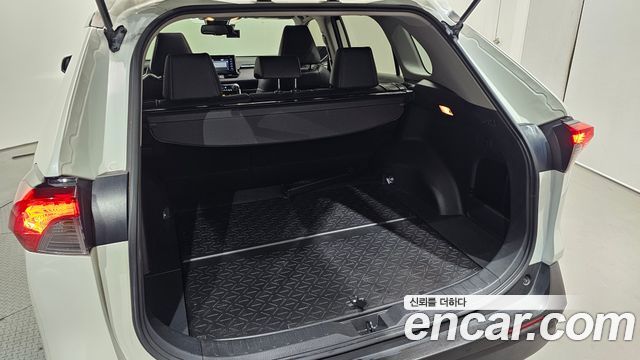 Toyota RAV4 (V) 2.5 2WD 2019 — фото 24