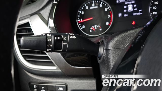 Kia Seltos Gasoline 1.6 Turbo 2WD Signature 2022 — фото 14