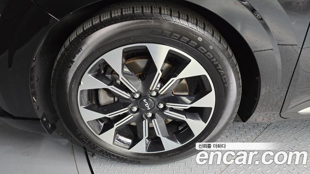 Kia Carnival (IV) Gasoline 9-Seater Hi-Limousine Signature 2022 — фото 5