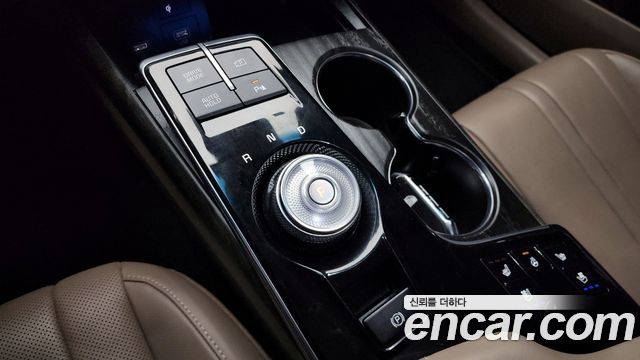 Kia K8 2.5 Gasoline 2WD Noblesse 2022 — фото 9