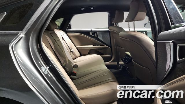 Kia K8 2.5 Gasoline 2WD Noblesse 2022 — фото 13