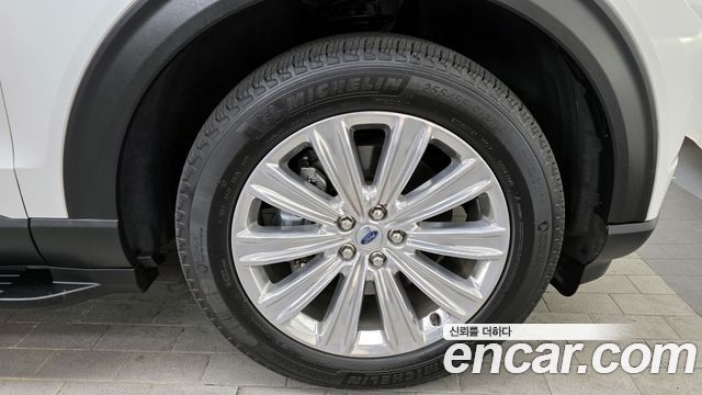 Ford Explorer (VI) 3.3 Hybrid 2022 — фото 5