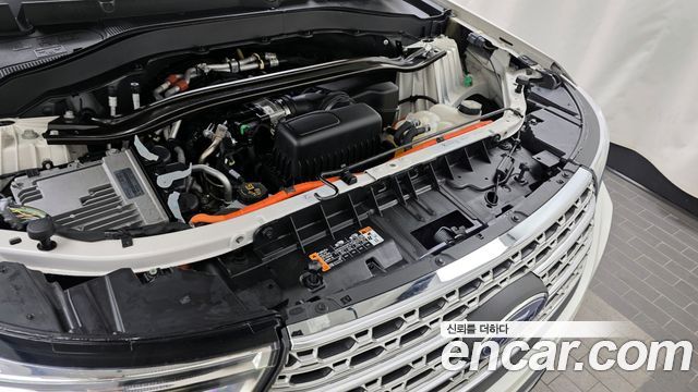 Ford Explorer (VI) 3.3 Hybrid 2022 — фото 6