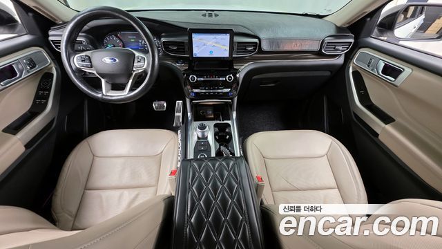 Ford Explorer (VI) 3.3 Hybrid 2022 — фото 7