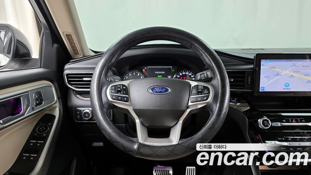 Ford Explorer (VI) 3.3 Hybrid 2022 — фото 13