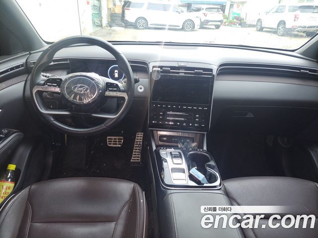 Hyundai Tucson (NX4) Gasoline 1.6 Turbo 2WD Inspiration 2022 — фото 9