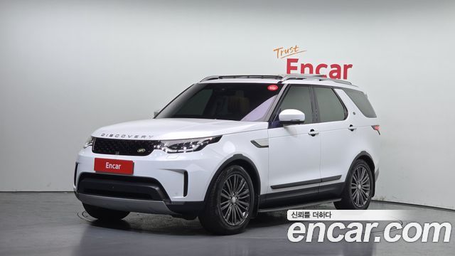 Land Rover Discovery 5 3.0 TD6 HSE Luxury 2017 — фото 1