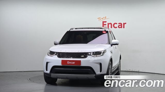 Land Rover Discovery 5 3.0 TD6 HSE Luxury 2017 — фото 3