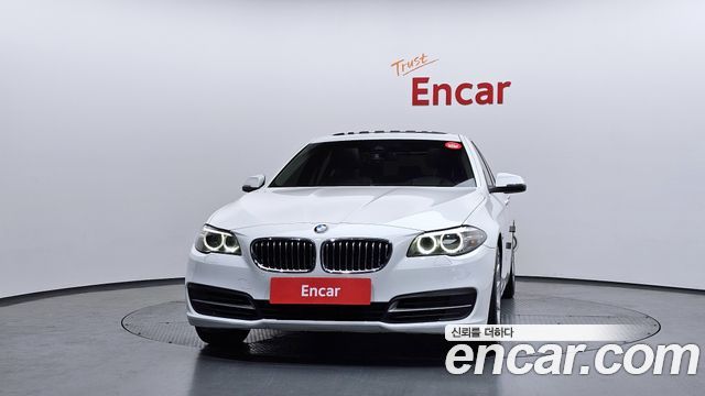 BMW 5 Series (F10) 528i 2015 — фото 3