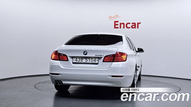 BMW 5 Series (F10) 528i 2015 — фото 4