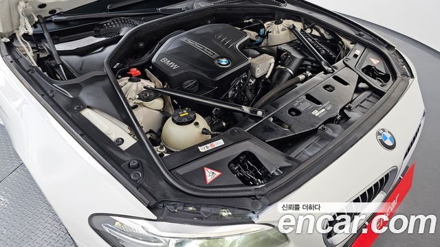 BMW 5 Series (F10) 528i 2015 — фото 6