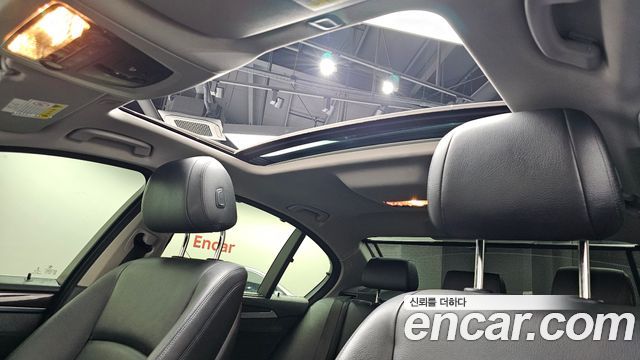 BMW 5 Series (F10) 528i 2015 — фото 19