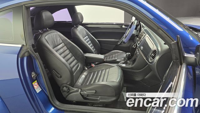 Volkswagen Beetle 2.0 TDI Premium 3rd 2013 — фото 12