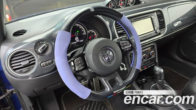 Volkswagen Beetle 2.0 TDI Premium 3rd 2013 — фото 13