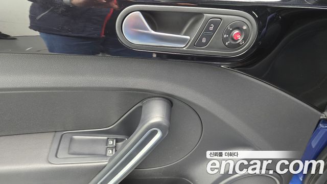Volkswagen Beetle 2.0 TDI Premium 3rd 2013 — фото 14