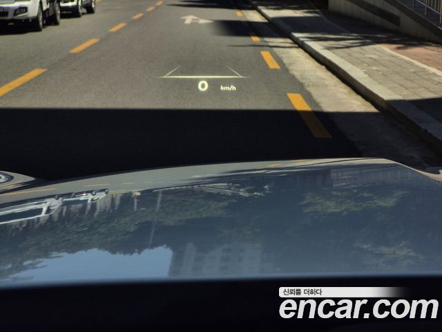 Genesis GV70 2.5T Gasoline AWD 2025 — фото 16