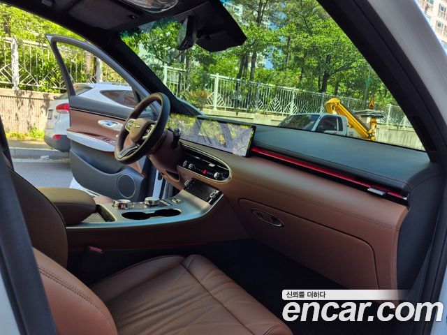 Genesis GV70 2.5T Gasoline AWD 2025 — фото 17