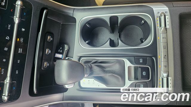 Kia Carnival (IV) Diesel 9-Seater Prestige 2023 — фото 9