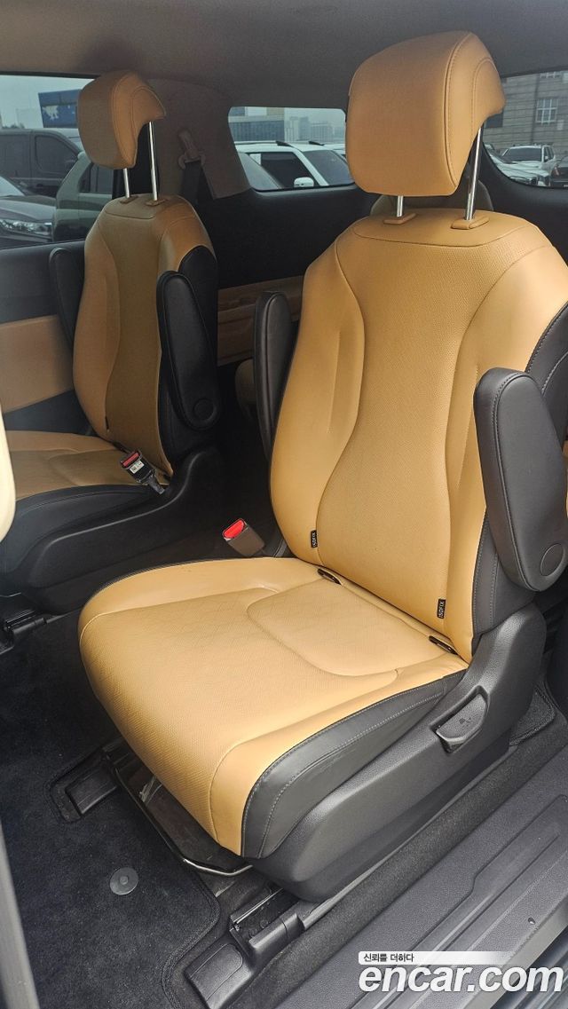 Kia Carnival (IV) Diesel 9-Seater Prestige 2023 — фото 10