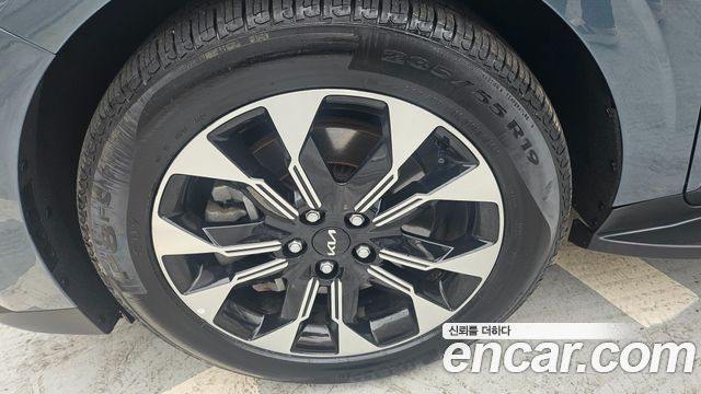 Kia Carnival (IV) Diesel 9-Seater Prestige 2023 — фото 24