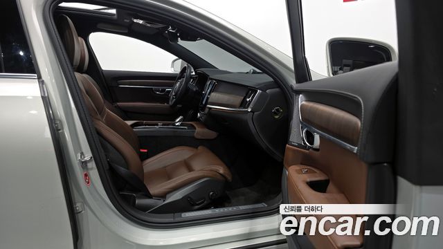 Volvo S90 B6 AWD Inscription 2021 — фото 10