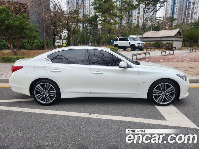 Infiniti Q50 2.2d Premium 2016 — фото 5