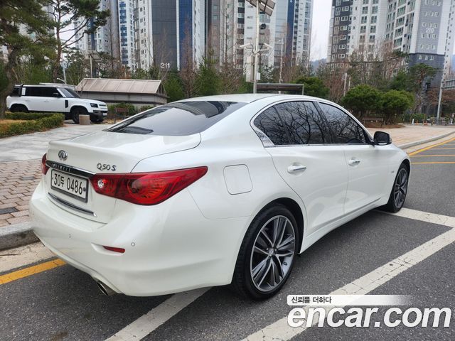 Infiniti Q50 2.2d Premium 2016 — фото 21